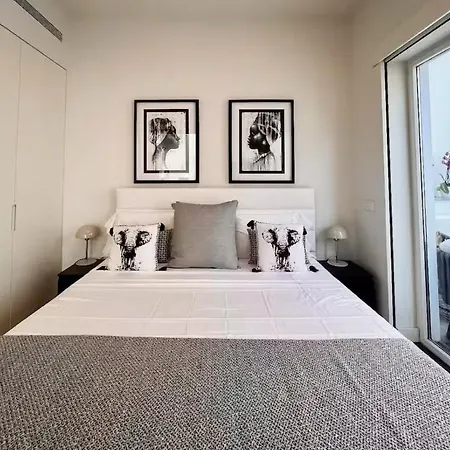 Salazar Palace 아파트 *